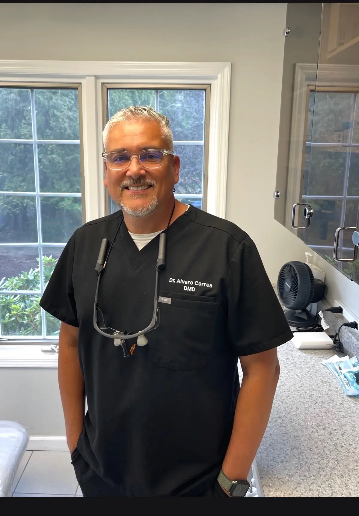 Alvaro Correa, DMD, General Dentist